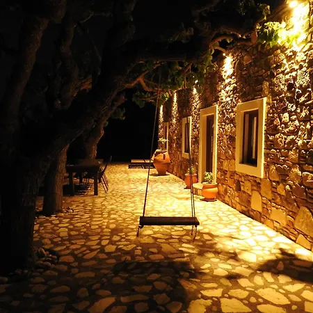 The Stone Kos * Zipárion